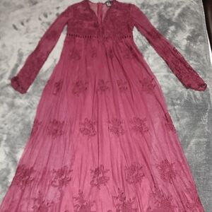 Forever 21 Maroon Floral Lace Long Sleeve Dress